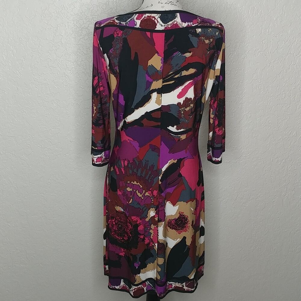 Multicolored Abstract Print Dress - Picture 3 of 4